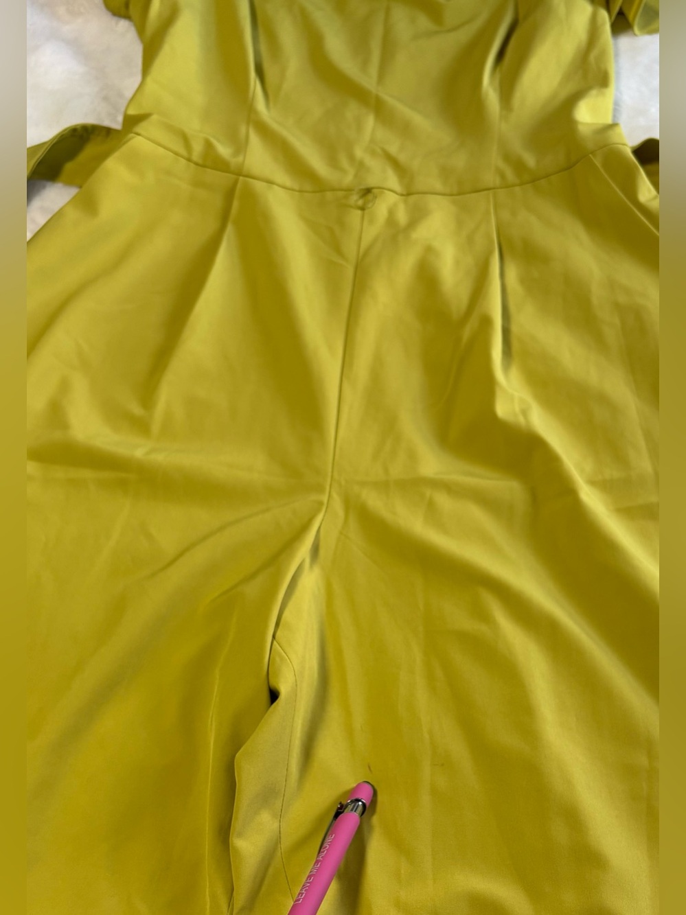 Calvin Klein Chartreuse Yellow Flutter Sleeve Belted Jumpsuit Size 8 NWT - Picture 12 of 16
